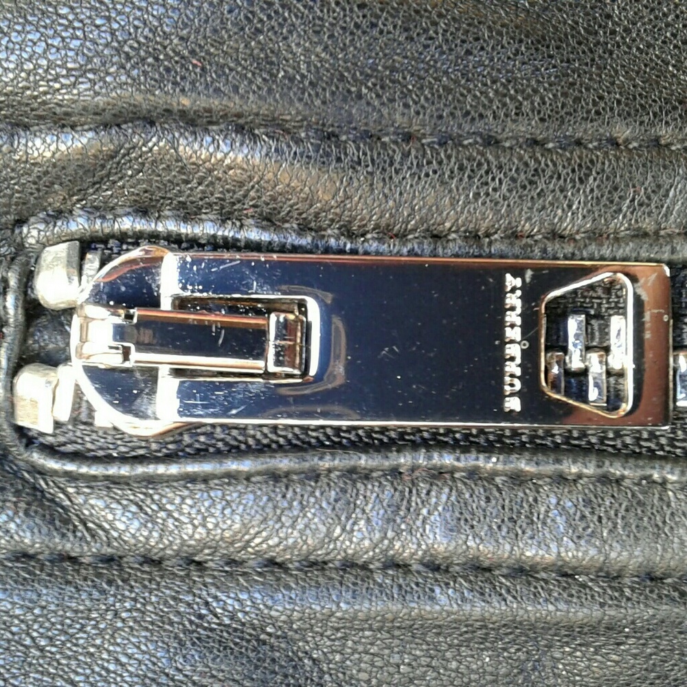 💘💘SOLD😵😵😵😵Burberry Motorcycle Jacket - Picture 4 of 8